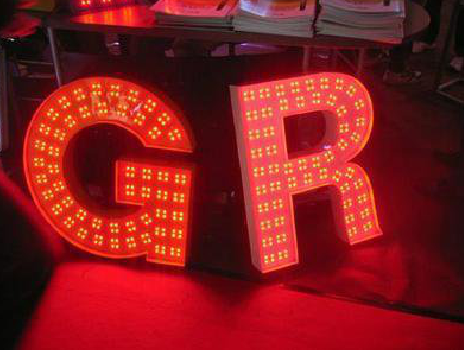 钟山LED发光字有哪些优势？